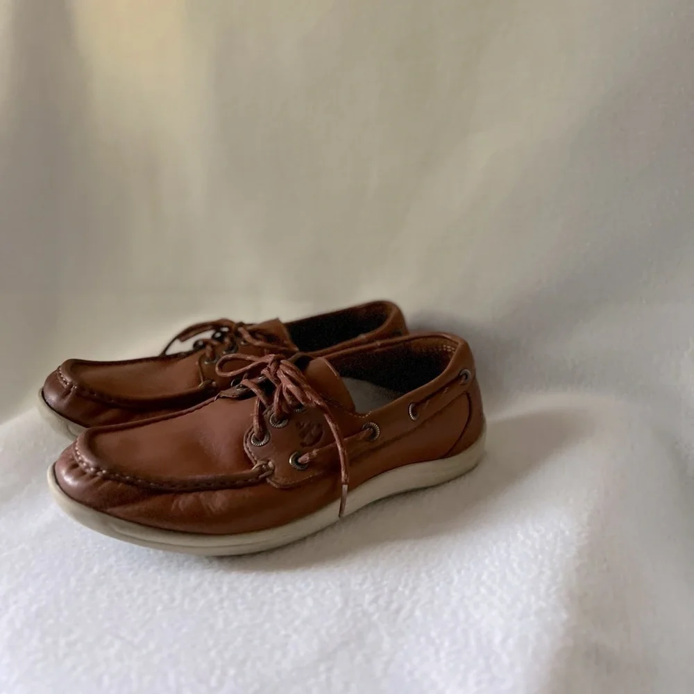 SAS Size 9 Men’s Leather Brown Boat Lace Up Shoes
